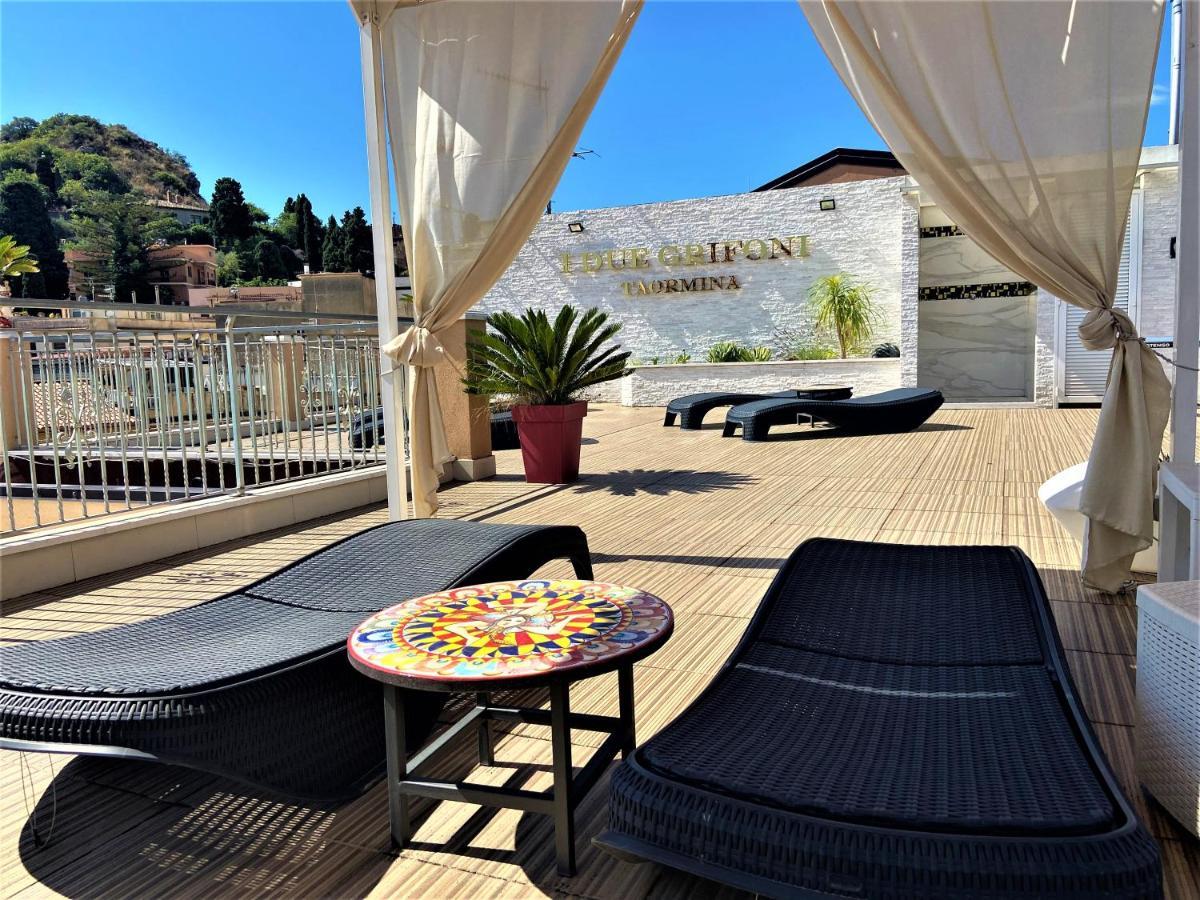 I Due Grifoni Studio Flat Taormina Luaran gambar