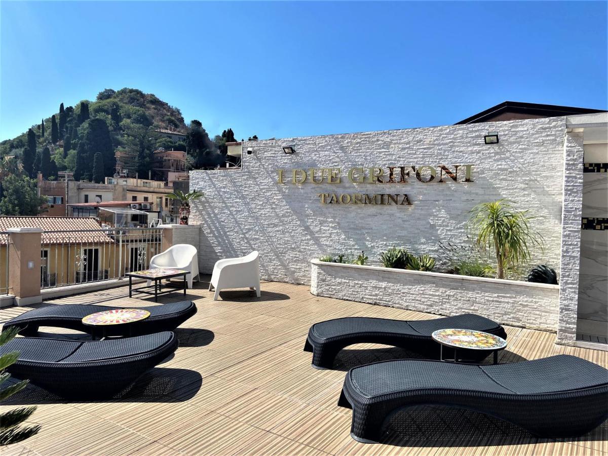 I Due Grifoni Studio Flat Taormina Luaran gambar