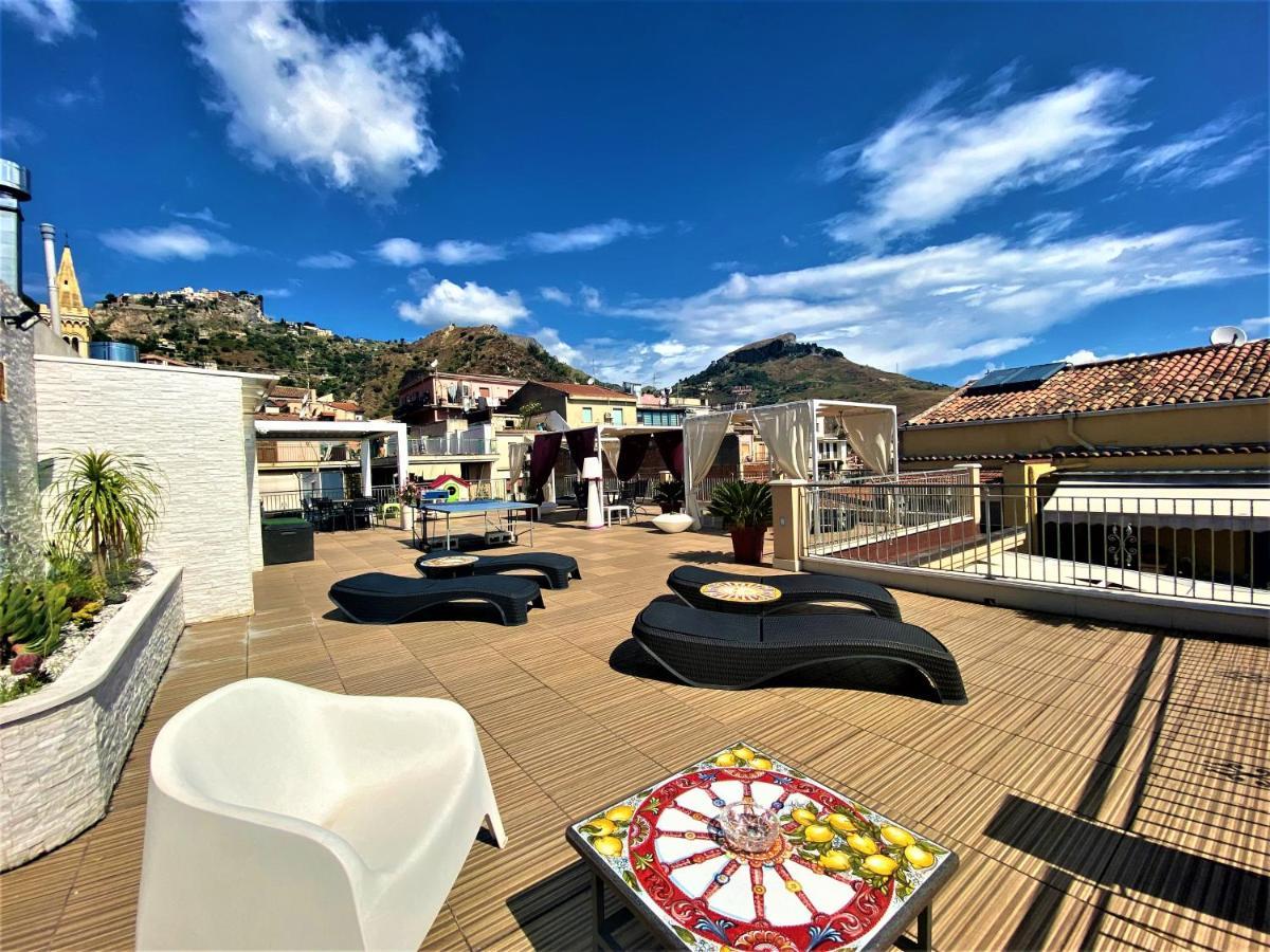 I Due Grifoni Studio Flat Taormina Luaran gambar